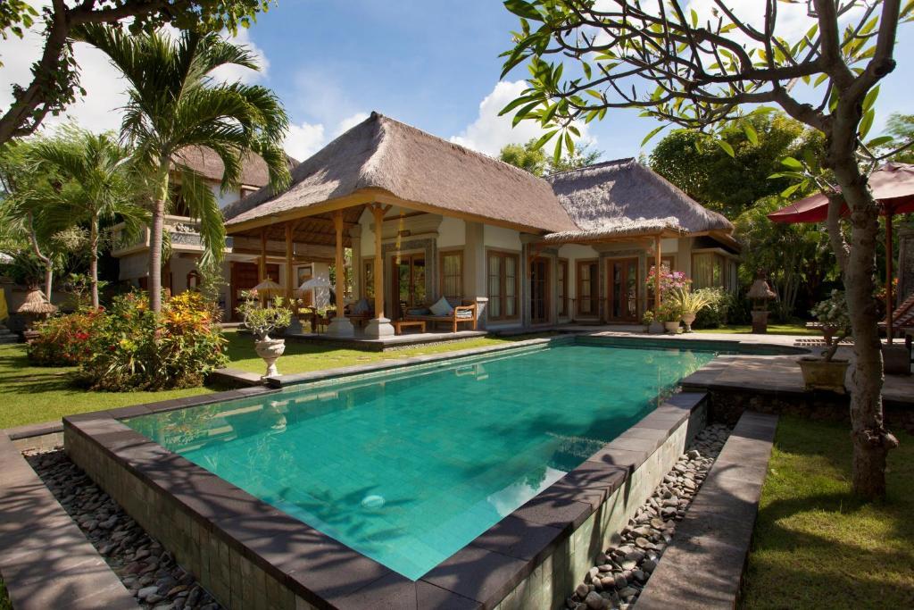 Taman Sari Bali Cottages Banyuwedang Quarto foto